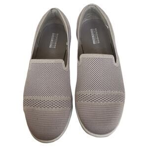 Skechers On-The-Go Dreamy Beaming Taupe Slip-On, Size 8M, Goga Mat Air Cooled